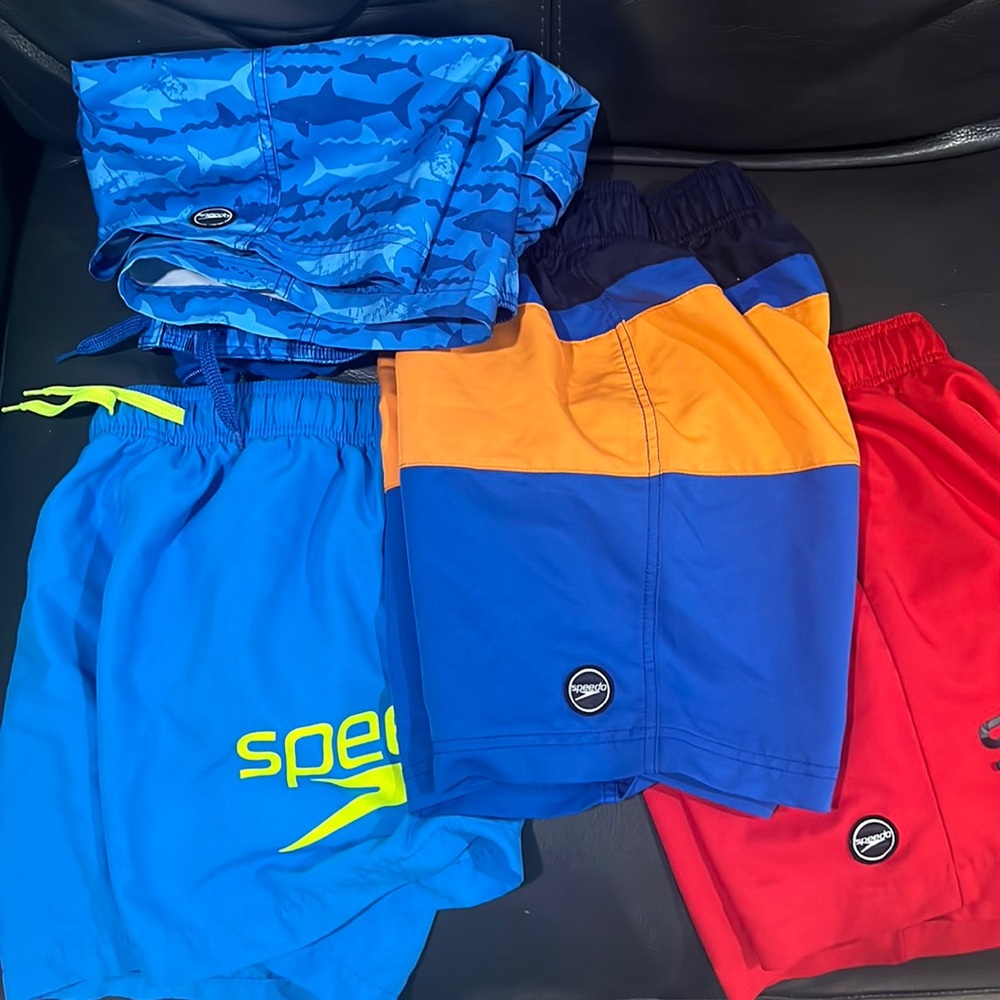 Boys Speedo Swim Shorts Trunks size medium bundle
